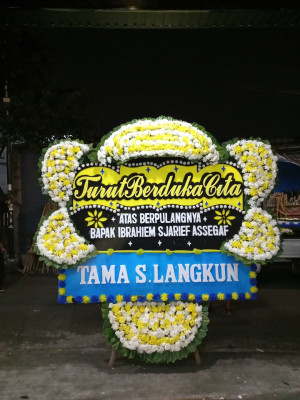 Papan Bunga Duka di Kismantoro